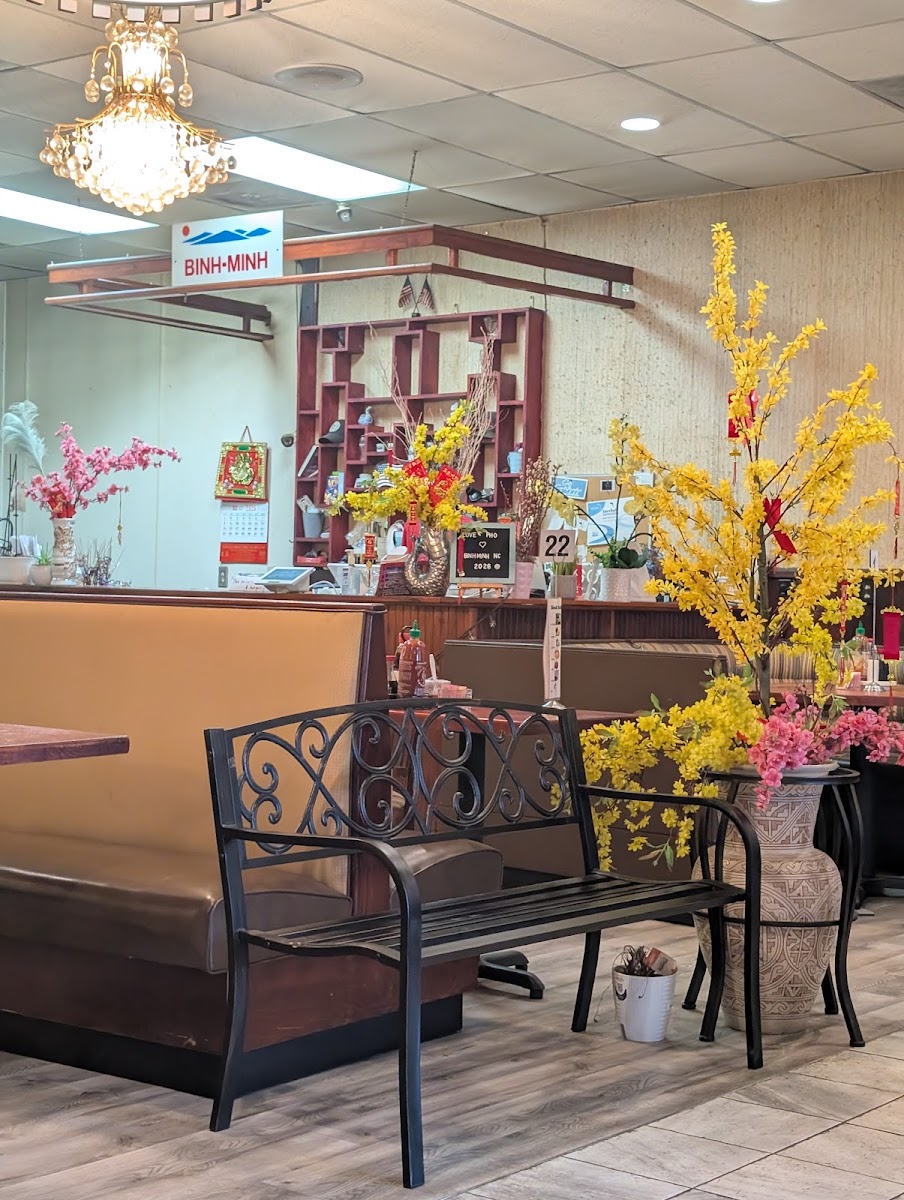 Binh Minh Vietnamese Restaurant